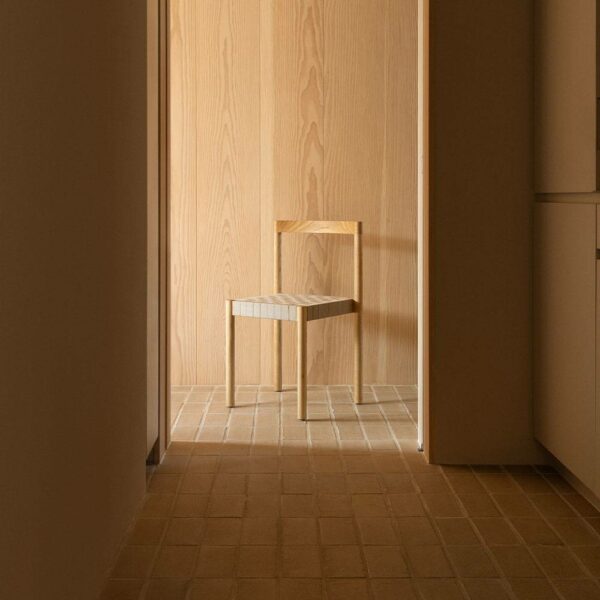 Ekko Chair - Minimal, 48xH79