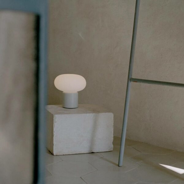 Επιτραπέζιο Φωτιστικό Karl-Johan - Ανοιχτό Γκρι, 16xH18