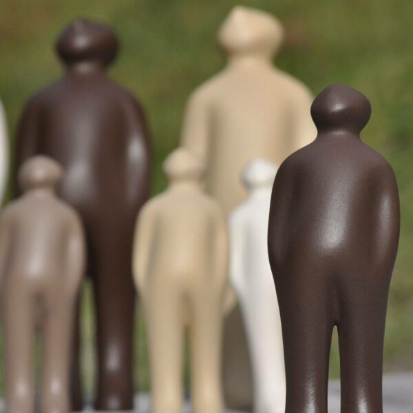 Αγαλματίδιο Visitor Plus - Μπεζ, 28x21xH75